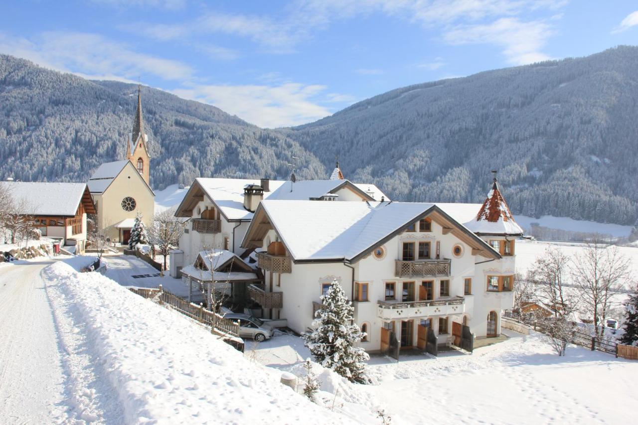 Turmhotel Gschwendt Planca di Sopra Bagian luar foto