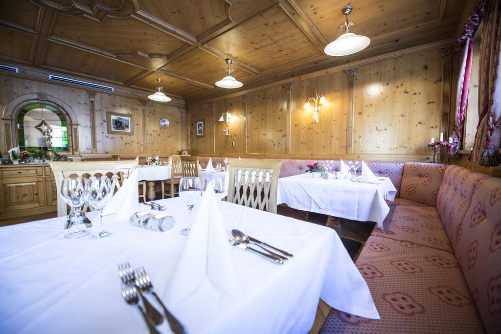 Turmhotel Gschwendt Planca di Sopra Bagian luar foto